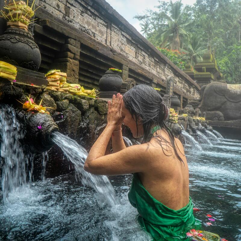 Tirta empul temple